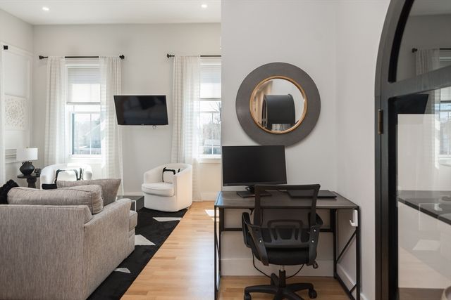 46 Union St 8, Weymouth, MA 02190