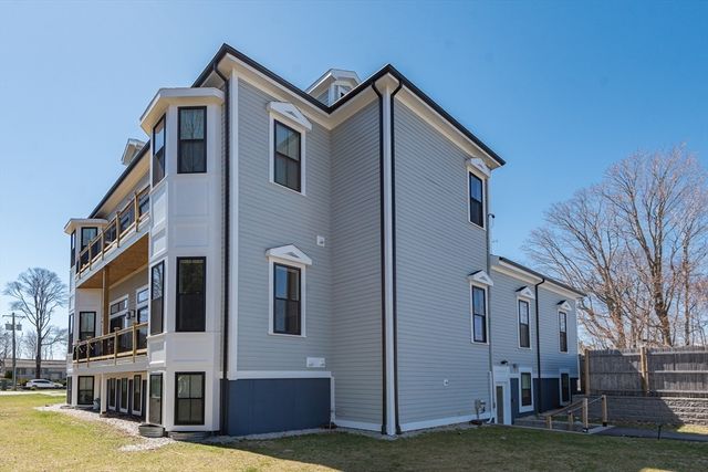 46 Union St 8, Weymouth, MA 02190