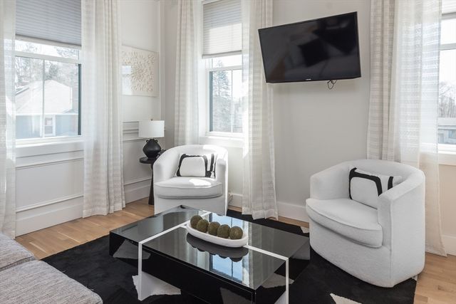 46 Union St 8, Weymouth, MA 02190