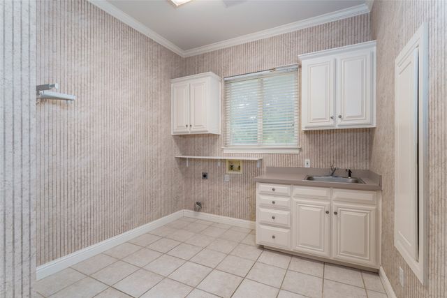 2639 Hemingway Court, Arlington, TX 76006
