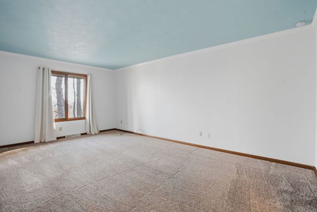 4828 6th Avenue Drive, Moline, IL 61265