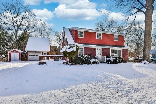 12 Hemlock Street, Hudson, NH 03051
