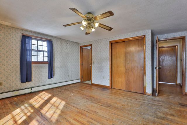 12 Hemlock Street, Hudson, NH 03051