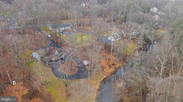 460 GREENVILLE RD, Denver, PA 17517