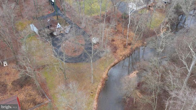 460 GREENVILLE RD, Denver, PA 17517