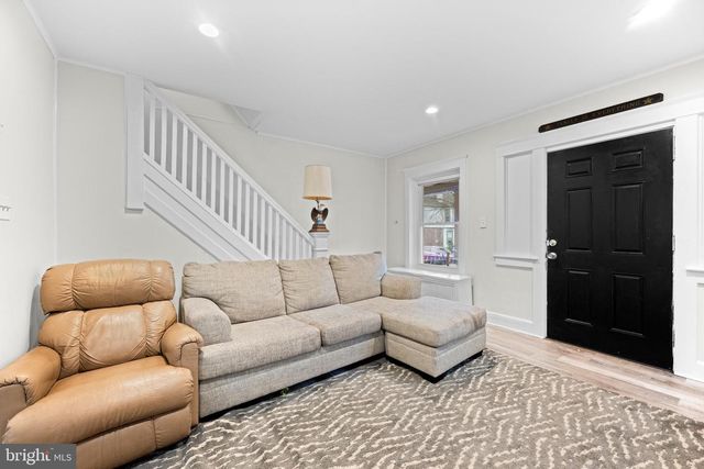 1009 QUEEN ST, Pottstown, PA 19464