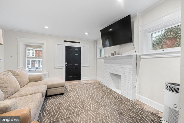 1009 QUEEN ST, Pottstown, PA 19464