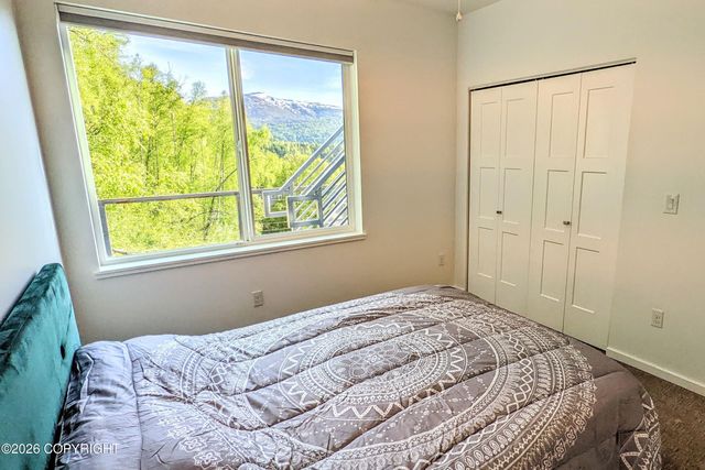 19452 Sullins Drive, Chugiak, AK 99567
