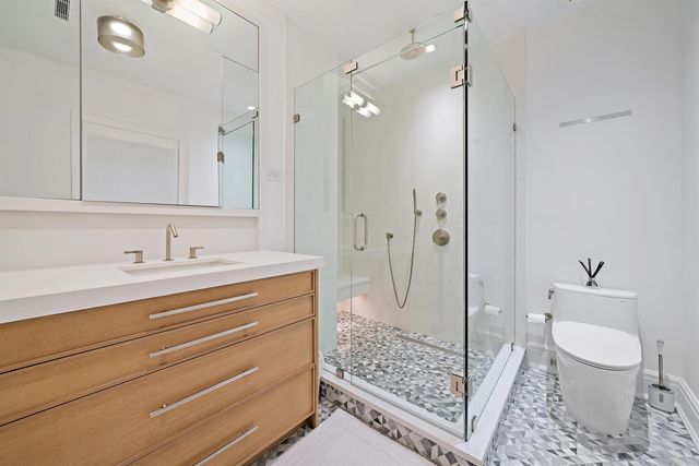 160 Chilean Avenue, Palm Beach, FL 33480