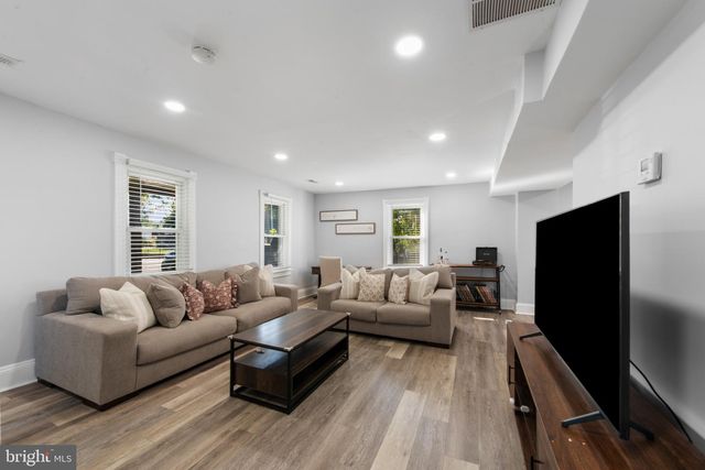 704 OLD BALTIMORE RD, Westminster, MD 21157