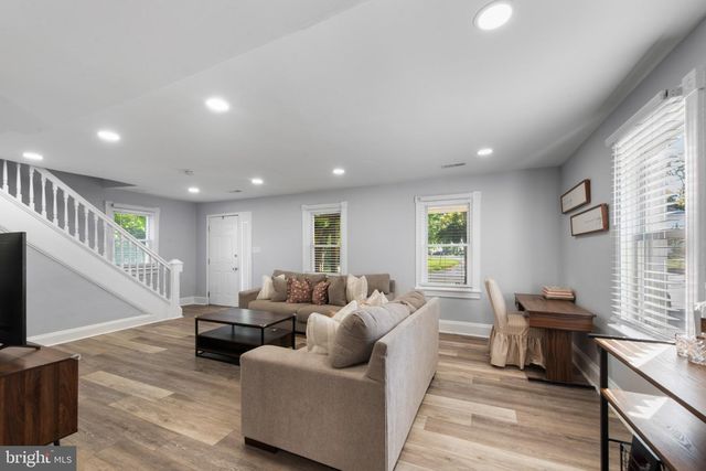 704 OLD BALTIMORE RD, Westminster, MD 21157