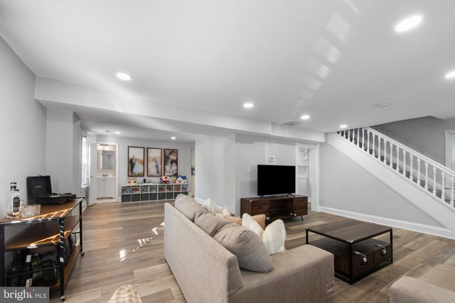 704 OLD BALTIMORE RD, Westminster, MD 21157