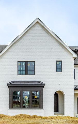 1895 Dawson Circle 1858, Chattanooga, TN 37421
