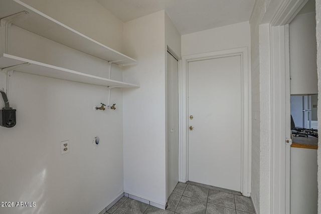 3020 N 87TH Avenue, Phoenix, AZ 85037