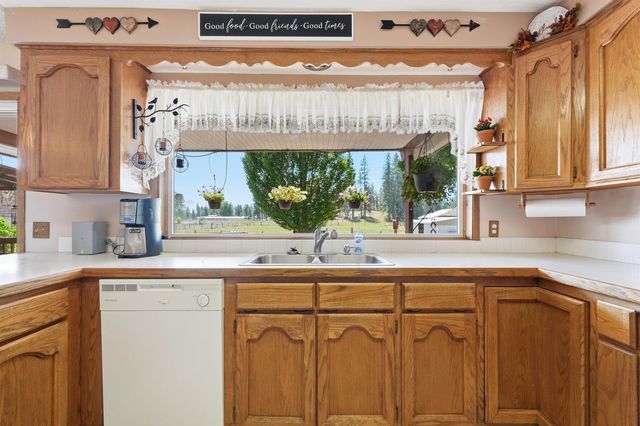 6225 W 48th Ave, Spokane, WA 99224