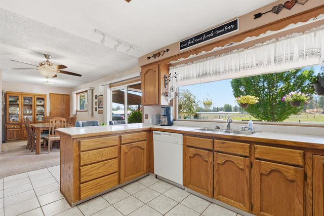 6225 W 48th Ave, Spokane, WA 99224
