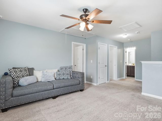 115 Harvest Pointe Drive, Statesville, NC 28677