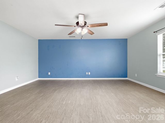 115 Harvest Pointe Drive, Statesville, NC 28677
