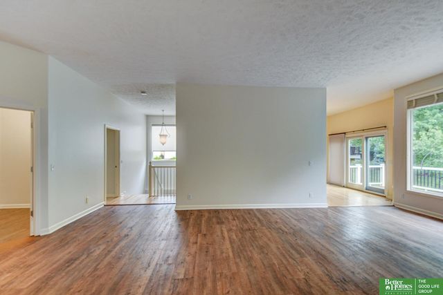 11426 Iowa Circle, Omaha, NE 68142