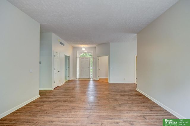 11426 Iowa Circle, Omaha, NE 68142