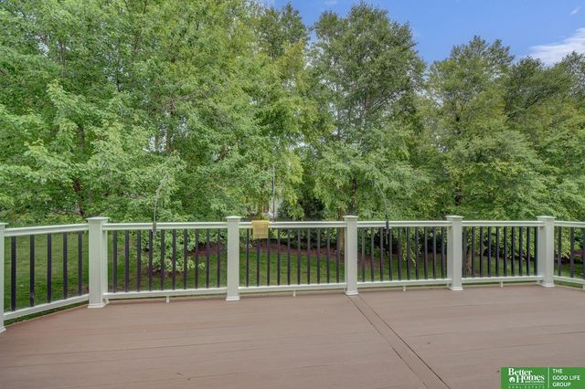 11426 Iowa Circle, Omaha, NE 68142