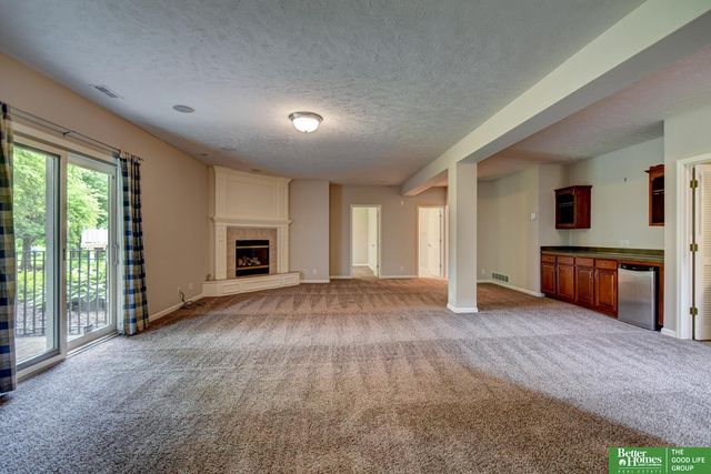 11426 Iowa Circle, Omaha, NE 68142