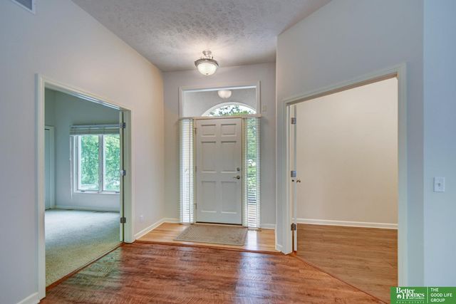 11426 Iowa Circle, Omaha, NE 68142