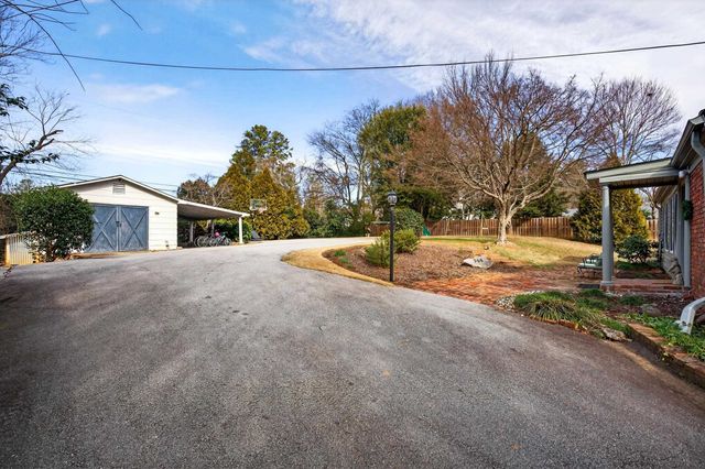 308 Beechwood Drive, Spartanburg, SC 29307
