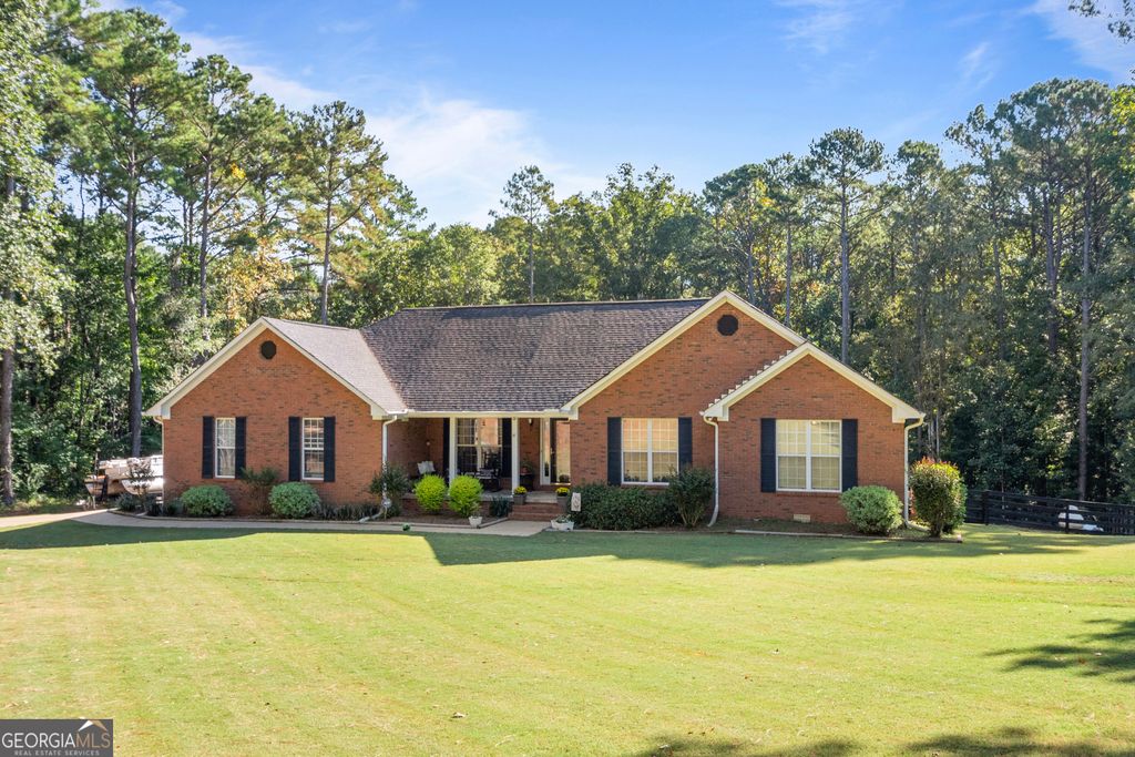 456 Whitaker Road, Lagrange, GA 30240