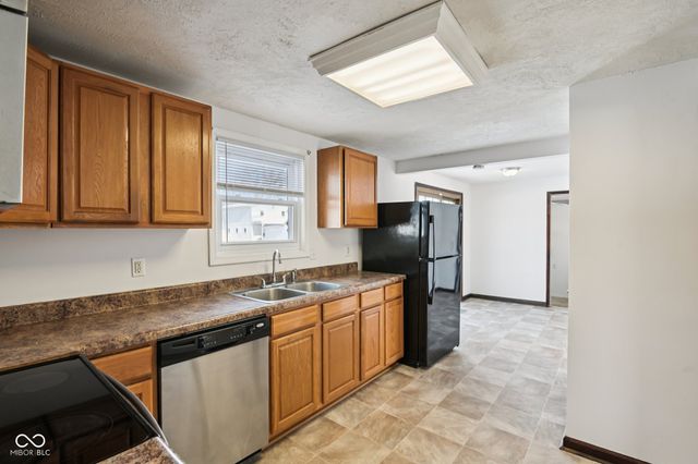 218 W Main Street, Westfield, IN 46074