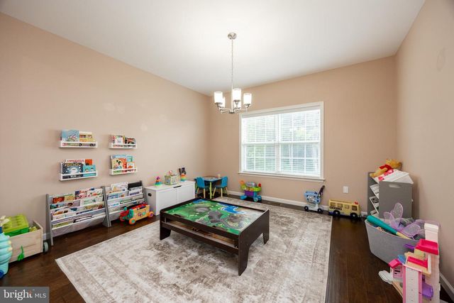 613 CHAMBERLAIN ST, Coatesville, PA 19320