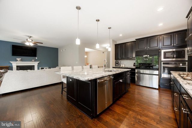 613 CHAMBERLAIN ST, Coatesville, PA 19320