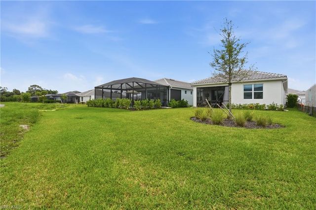 7427 Blue Salvia DR, North Fort Myers, FL 33917