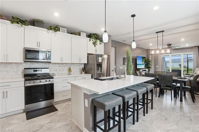 7427 Blue Salvia DR, North Fort Myers, FL 33917
