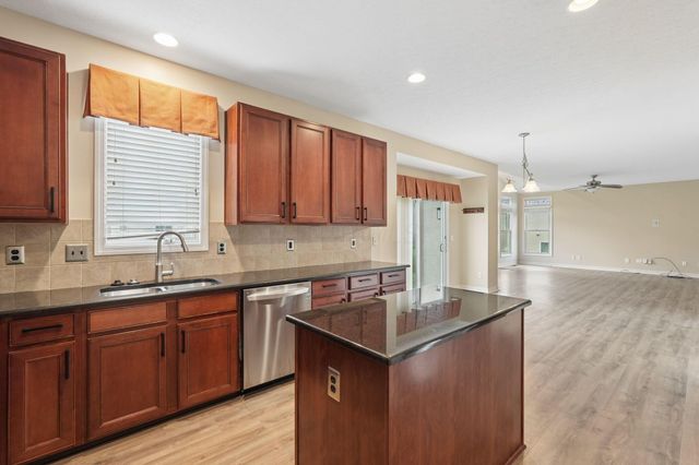 6294 Jeffrelyn Drive, Hilliard, OH 43026