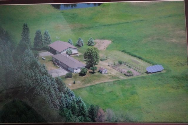 1247 N OAK ROAD, Stevens Point, WI 54481