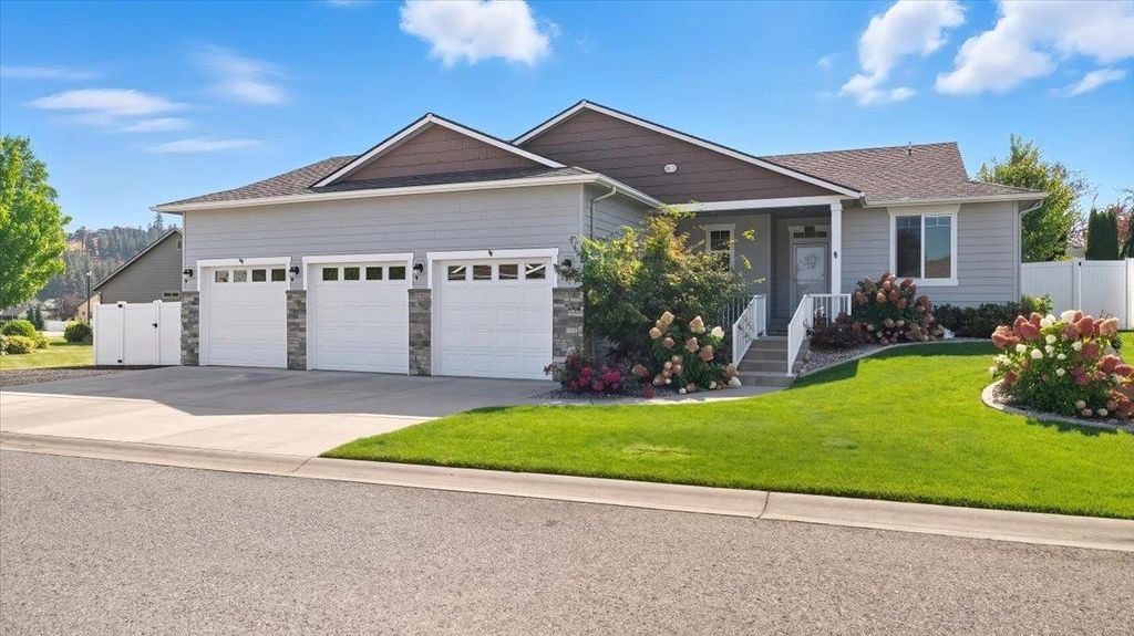16306 E 10th Ave, Spokane Valley, WA 99037