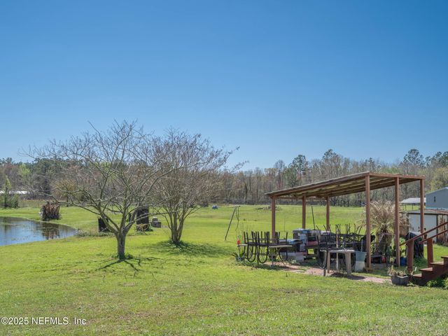 35080 DUCK POND Court, Callahan, FL 32011