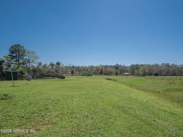 35080 DUCK POND Court, Callahan, FL 32011