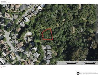 6071 Zinn Drive, Oakland, CA 94611