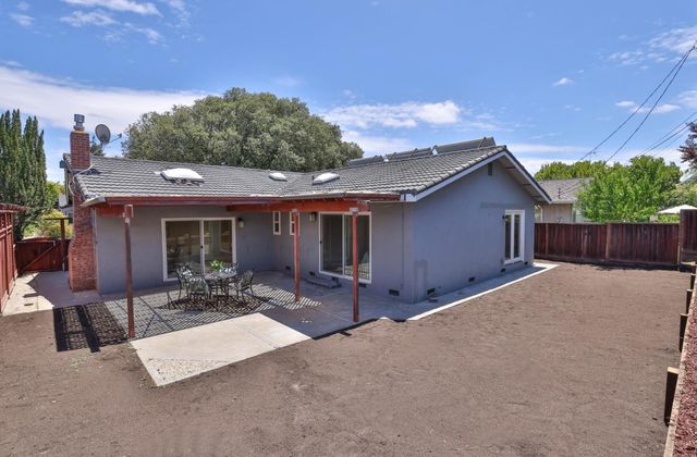 2293 Middletown Drive, Campbell, CA 95008