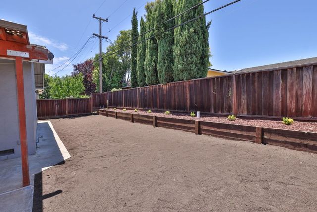 2293 Middletown Drive, Campbell, CA 95008