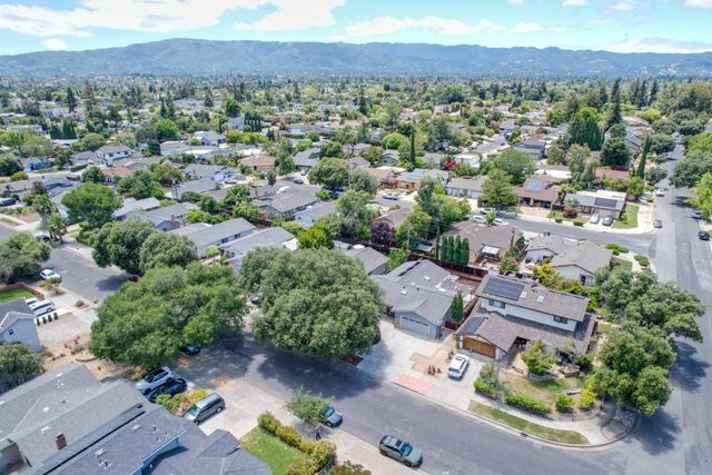 2293 Middletown Drive, Campbell, CA 95008