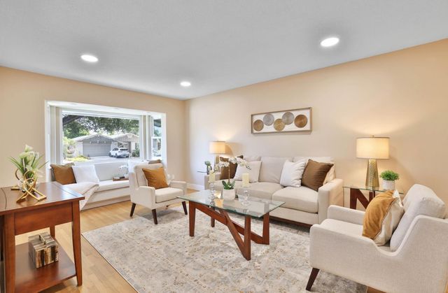 2293 Middletown Drive, Campbell, CA 95008