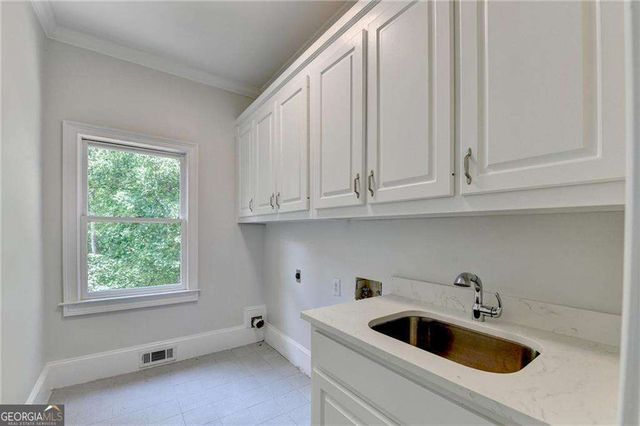 545 Slane Trace, Roswell, GA 30076