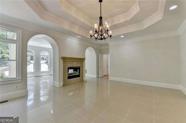545 Slane Trace, Roswell, GA 30076