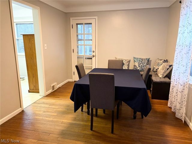 298 E 270 Street, Euclid, OH 44132