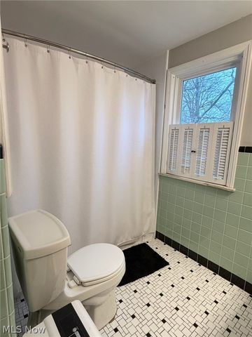 298 E 270 Street, Euclid, OH 44132