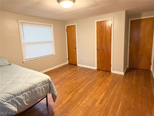 298 E 270 Street, Euclid, OH 44132