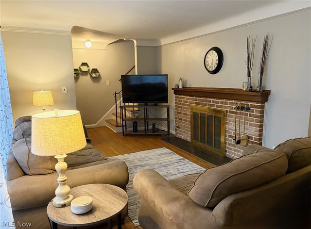 298 E 270 Street, Euclid, OH 44132